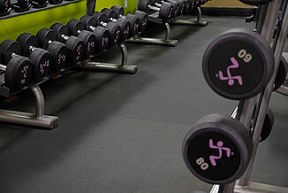 Anytime Fitness - View of the REGUPOL sonusfit m520 Image showcasing the REGUPOL sonusfit m520 flooring, ensuring acoustic performance can be achieved in the Anytime Fitness facility.